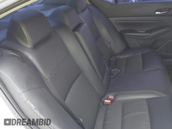 2019 Nissan Altima 2.5 SR with VIN 1N4BL4CV3KN312775, listed as a IAAI auction lot 41875447 with 131,065 mi miles. Bid and sale history available at carsss.com. Image 8.