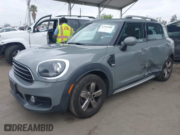 2017 MINI Countryman Cooper with VIN WMZYS7C34H3E06629, listed as a IAAI auction lot 42193989 with 113,920 mi miles and . Bid and sale history available at DreamBid. Image 17.
