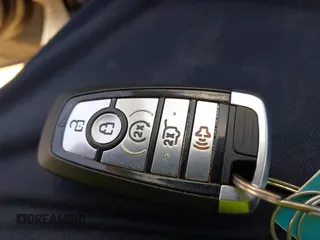 2021 Ford Escape SEL с VIN 1FMCU0H68MUA09727, выставлен на аукционе IAAI как лот 42530946 с пробегом 147 367 миль миль и . История ставок и продаж доступна на DreamBid. Изображение 11.
