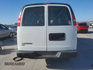 2017 Chevrolet Express Cargo с VIN 1GCWGBFF2H1348210, выставлен на аукционе Copart как лот 45957915 с пробегом 268 456 миль миль и Списание • Salvage title. История ставок и продаж доступна на DreamBid. Изображение 6.