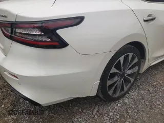 2019 Nissan Maxima Platinum z VIN 1N4AA6AV0KC363601, wystawiony jako Copart lot #49549415 z przebiegiem 75 551 mil mil oraz Szkody całkowita. Historia ofert i sprzedaży dostępna na DreamBid. Obrazek 11.