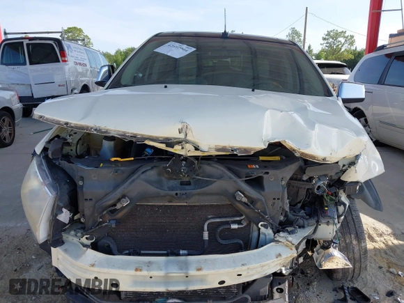 2007 Lincoln MKX with VIN 2LMDU88C77BJ33821, listed as a IAAI auction lot 42682904 with 150,877 mi miles and . Bid and sale history available at DreamBid. Image 13.