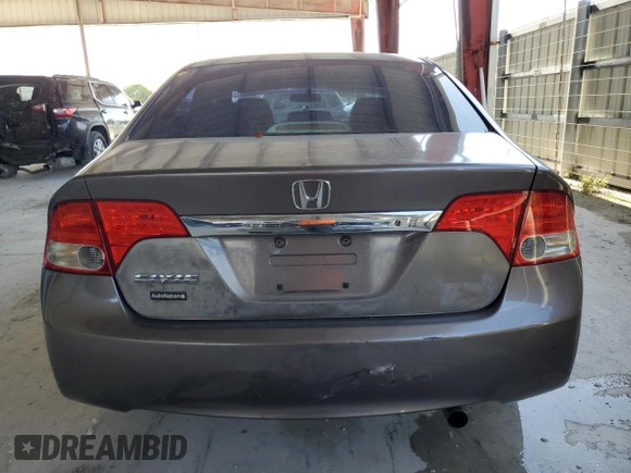 2009 Honda Civic LX z VIN 2HGFA16549H540512, wystawiony jako Copart lot #55950785 z przebiegiem 156 950 mil mil oraz Szkoda całkowita • Salvage title. Historia ofert i sprzedaży dostępna na DreamBid. Obrazek 6.