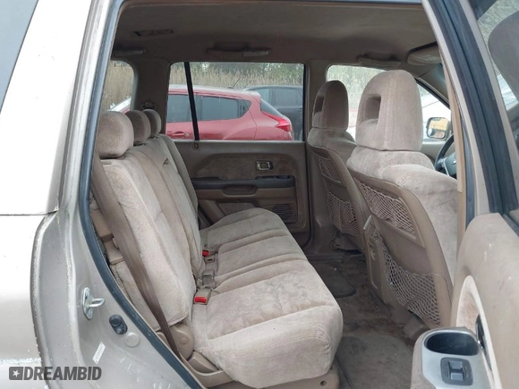 2003 Honda Pilot EX with VIN 2HKYF18463H621927, listed as a IAAI auction lot 42016994 with 180,001 mi miles. Bid and sale history available at carsss.com. Image 8.