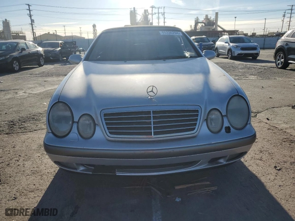 1999 Mercedes-Benz CLK-Class with VIN WDBLK65G2XT024808, listed as a Copart auction lot 85336294 with 289,898 mi miles and Salvage Title. Bid and sale history available at carsss.com. Image 5.