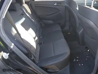 2016 Hyundai Tucson SE with VIN KM8J3CA42GU076476, listed as a IAAI auction lot 41272580 with 112,010 mi miles. Bid and sale history available at carsss.com. Image 8.