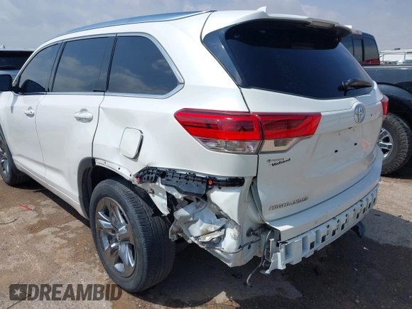 2019 Toyota Highlander Limited with VIN 5TDDZRFH5KS958544, listed as a IAAI auction lot 42094765 with 110,364 mi miles and . Bid and sale history available at DreamBid. Image 6.
