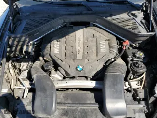 2014 BMW X6 50i with VIN 5UXFG8C51EL592475, listed as a Copart auction lot 48322115 with 122,173 mi miles and Clean Title. Bid and sale history available at carsss.com. Image 12.