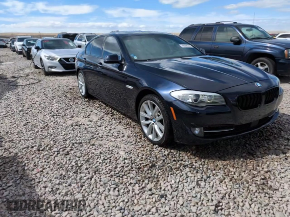 2012 BMW 5 Series 535i z VIN WBAFR7C59CC808900, wystawiony jako Copart lot #49068225 z przebiegiem 106 519 mil mil oraz Szkoda całkowita • Salvage title. Historia ofert i sprzedaży dostępna na DreamBid. Obrazek 13.