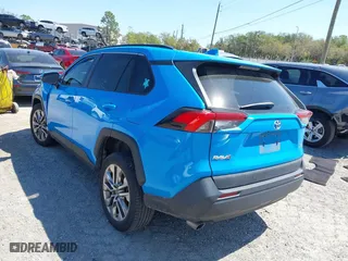 2021 Toyota RAV4 XLE Premium with VIN 2T3C1RFV2MW157922, listed as a IAAI auction lot 41775937 with 62,826 mi miles. Bid and sale history available at carsss.com. Image 3.