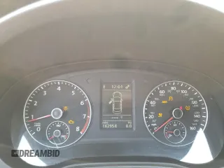 2012 Volkswagen Passat SE z VIN 1VWBH7A35CC048712, wystawiony jako Copart lot #58867305 z przebiegiem 162 954 mil mil oraz Czysty tytuł • Clean title. Historia ofert i sprzedaży dostępna na DreamBid. Obrazek 9.