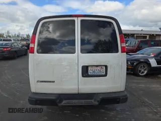 2020 Chevrolet Express Cargo with VIN 1GCWGAFG6L1252964, listed as a IAAI auction lot 42025047 with 127,367 mi miles and . Bid and sale history available at DreamBid. Image 1.