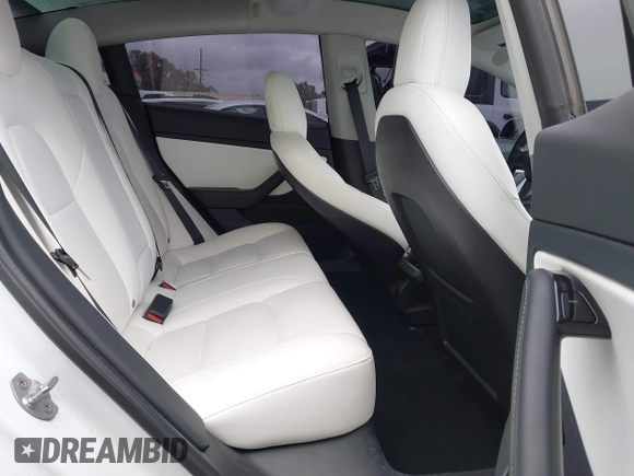 2020 Tesla Model 3 Performance z VIN 5YJ3E1EC4LF625109, wystawiony jako IAAI lot #41735149 z przebiegiem 95 010 mil mil oraz . Historia ofert i sprzedaży dostępna na DreamBid. Obrazek 8.