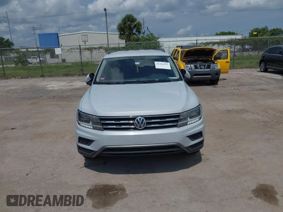 2018 Volkswagen Tiguan S с VIN 3VV1B7AX5JM097778, выставлен на аукционе IAAI как лот 42384582 с пробегом 244 180 миль миль и . История ставок и продаж доступна на DreamBid. Изображение 6.