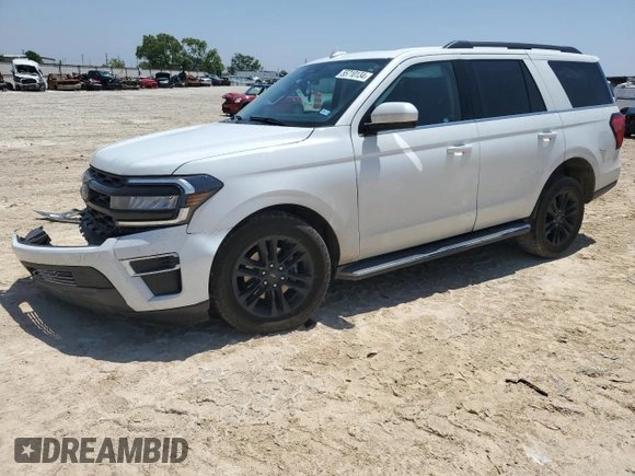 2022 Ford Expedition XLT with VIN 1FMJU1HT5NEA57068, listed as a Copart auction lot 55710134 with 15,878 mi miles and Salvage Title. Bid and sale history available at carsss.com. Image 1.