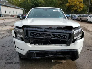 2023 Nissan Frontier SV with VIN 1N6ED1EK2PN662733, listed as a Copart auction lot 71843834 with 31,652 mi miles and Salvage Title. Bid and sale history available at carsss.com. Image 5.