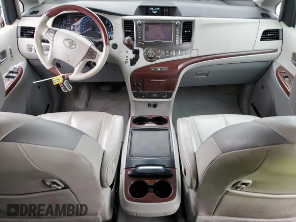 2012 Toyota Sienna XLE with VIN 5TDDK3DC4CS030704, listed as a Copart auction lot 44935165 with 120,890 mi miles and Salvage title. Bid and sale history available at DreamBid. Image 8.