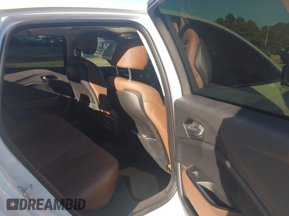 2021 Acura TLX Technology with VIN 19UUB5F42MA014115, listed as a IAAI auction lot 40860740 with Not provided miles and . Bid and sale history available at DreamBid. Image 8.