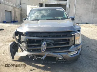 2021 Ford F-150 XL z VIN 1FTFW1E53MFA40224, wystawiony jako Copart lot #50590415 z przebiegiem 81 398 mil mil oraz Szkoda całkowita • Salvage title. Historia ofert i sprzedaży dostępna na DreamBid. Obrazek 5.