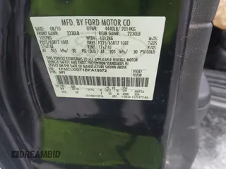 2011 Ford Escape XLT with VIN 1FMCU0D71BKA19572, listed as a IAAI auction lot 41226720 with 1 mi miles. Bid and sale history available at carsss.com. Image 9.