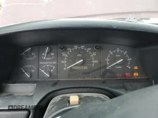 1996 Ford F-150 Special with VIN 1FTEF15Y9TLB37482, listed as a Copart auction lot 42440625 with 125,576 mi miles and Clean Title. Bid and sale history available at carsss.com. Image 9.
