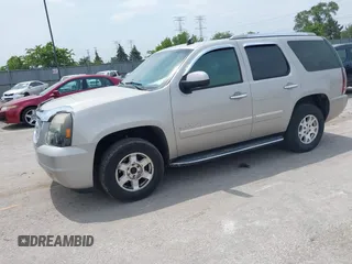 2009 GMC Yukon Denali z VIN 1GKFK03259R190845, wystawiony jako IAAI lot #42427026 z przebiegiem 136 713 mil mil oraz . Historia ofert i sprzedaży dostępna na DreamBid. Obrazek 17.