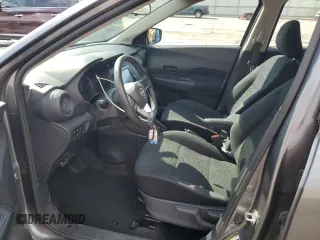 2022 Nissan Kicks S z VIN 3N1CP5BV6NL483232, wystawiony jako Copart lot #54557355 z przebiegiem 31 731 mil mil oraz Szkoda całkowita • Salvage title. Historia ofert i sprzedaży dostępna na DreamBid. Obrazek 7.