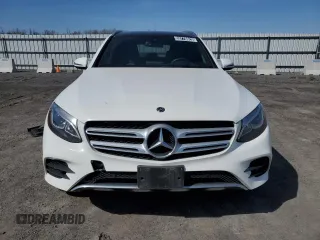 2019 Mercedes-Benz GLC with VIN WDC0G4KBXKV144205, listed as a Copart auction lot 53776625 with 110,136 mi miles and Clean Title. Bid and sale history available at carsss.com. Image 5.