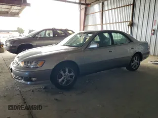 2001 Lexus ES 300 with VIN JT8BF28G715104203, listed as a Copart auction lot 64700055 with 45,321 mi miles and Clean title. Bid and sale history available at DreamBid. Image 1.