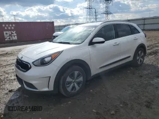 2017 Kia Niro LX with VIN KNDCB3LC8H5081732, listed as a Copart auction lot 45950435 with 113,899 mi miles and Salvage Title. Bid and sale history available at carsss.com. Image 1.