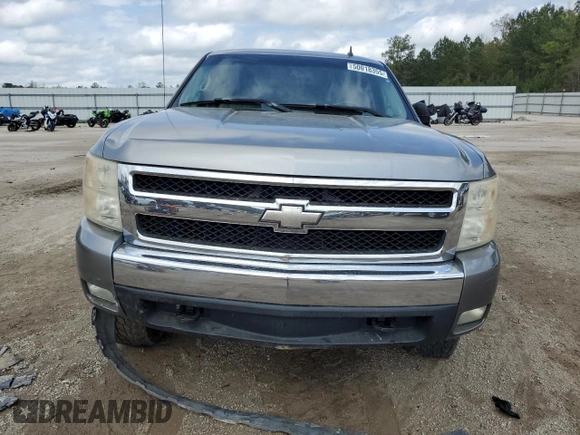 2007 Chevrolet Silverado 1500 1LT with VIN 2GCEC13J271700706, listed as a Copart auction lot 50018355 with Not Provided miles and Salvage Title. Bid and sale history available at DreamBid. Image 5.