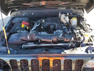 2022 Jeep Gladiator Mojave with VIN 1C6JJTEG7NL162696, listed as a Copart auction lot 42425665 with 0 mi miles and Salvage Title. Bid and sale history available at carsss.com. Image 11.
