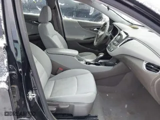 2021 Chevrolet Malibu LT with VIN 1G1ZD5ST1MF003033, listed as a IAAI auction lot 41597735 with 103,418 mi miles. Bid and sale history available at carsss.com. Image 5.