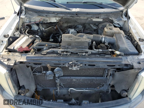 2009 Ford F-150 STX with VIN 1FTRX14W49KB53098, listed as a Copart auction lot 45272615 with 300,694 mi miles and Clean Title. Bid and sale history available at carsss.com. Image 11.