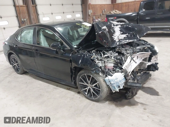2021 Toyota Camry SE Nightshade with VIN 4T1T11AK2MU483971, listed as a IAAI auction lot 41934957 with 61,618 mi miles and . Bid and sale history available at DreamBid. Image 1.