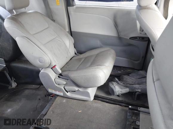 2014 Toyota Sienna L with VIN 5TDZK3DC0ES445088, listed as a IAAI auction lot 42443966 with Not provided miles and . Bid and sale history available at DreamBid. Image 8.
