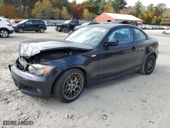 2013 BMW 1 Series 128i with VIN WBAUP9C57DVF46781, listed as a Copart auction lot 77449004 with 98,551 mi miles and Clean Title. Bid and sale history available at carsss.com. Image 1.