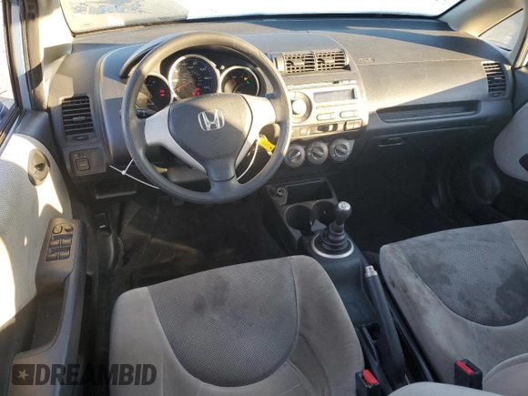 2007 Honda Fit с VIN JHMGD37457S061645, выставлен на аукционе Copart как лот 42045025 с пробегом 168 337 миль миль и Списание • Salvage title. История ставок и продаж доступна на DreamBid. Изображение 8.