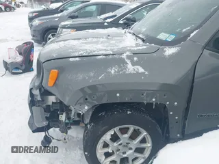 2020 Jeep Renegade Latitude with VIN ZACNJBBB8LPL23446, listed as a IAAI auction lot 41536176 with 55,710 mi miles. Bid and sale history available at carsss.com. Image 6.