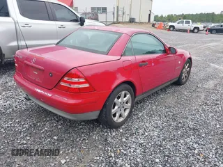 1998 Mercedes-Benz SLK 230/320 with VIN WDBKK47F3WF029419, listed as a IAAI auction lot 42623031 with 103,602 mi miles and . Bid and sale history available at DreamBid. Image 4.