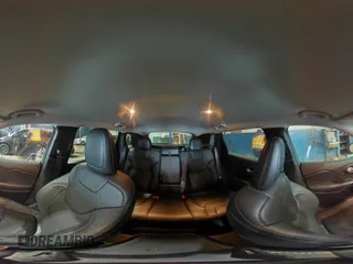 2021 Jeep Cherokee Latitude Lux z VIN 1C4PJMMXXMD240066, wystawiony jako Copart lot #88514725 z przebiegiem 19 713 mil mil oraz Szkoda całkowita • Salvage title. Historia ofert i sprzedaży dostępna na DreamBid. Obrazek 15.