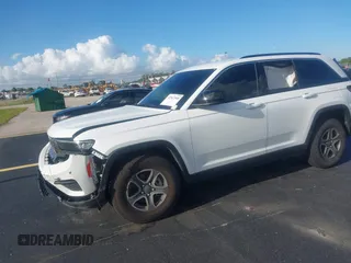 2022 Jeep Grand Cherokee Altitude с VIN 1C4RJGAG0N8616847, выставлен на аукционе IAAI как лот 42567588 с пробегом 40 504 миль миль и . История ставок и продаж доступна на DreamBid. Изображение 17.