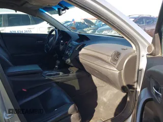 2013 Acura RDX with VIN 5J8TB3H32DL017928, listed as a IAAI auction lot 40953295 with 149,090 mi miles and . Bid and sale history available at carsss.com. Image 5.