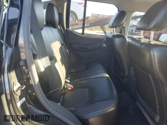 2013 Nissan Xterra S z VIN 5N1AN0NW6DN825399, wystawiony jako Copart lot #84597824 z przebiegiem 79 121 mil mil oraz Szkoda całkowita • Salvage title. Historia ofert i sprzedaży dostępna na DreamBid. Obrazek 11.