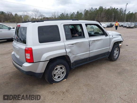 2012 Jeep Patriot Sport with VIN 1C4NJPBA6CD632452, listed as a IAAI auction lot 41833265 with 218,320 mi miles and . Bid and sale history available at DreamBid. Image 4.