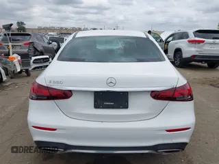 2021 Mercedes-Benz E 350 with VIN W1KZF8DB5MA960016, listed as a IAAI auction lot 42077589 with 52,264 mi miles and . Bid and sale history available at DreamBid. Image 17.