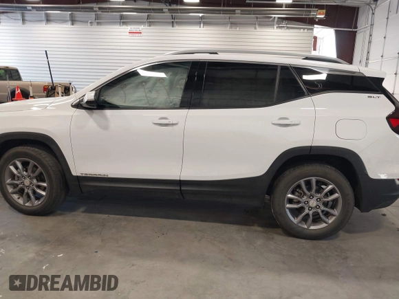 2024 GMC Terrain SLT with VIN 3GKALPEG5RL192448, listed as a IAAI auction lot 42356154 with 28,762 mi miles and . Bid and sale history available at DreamBid. Image 15.