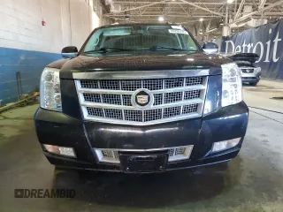 2013 Cadillac Escalade Platinum Edition with VIN 1GYS4DEF0DR171845, listed as a Copart auction lot 48296785 with 215,079 mi miles and Clean Title. Bid and sale history available at carsss.com. Image 5.