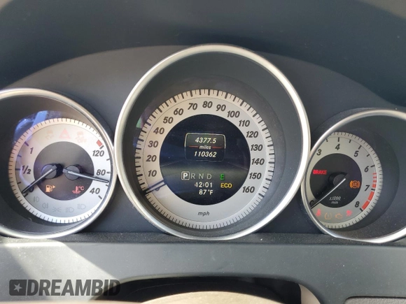 2014 Mercedes-Benz C 300 Sport z VIN WDDGF8AB2ER301759, wystawiony jako Copart lot #54536325 z przebiegiem 110 362 mil mil oraz Szkoda całkowita • Salvage title. Historia ofert i sprzedaży dostępna na DreamBid. Obrazek 9.