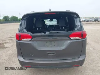 2020 Chrysler Pacifica Touring L with VIN 2C4RC1BG6LR247919, listed as a IAAI auction lot 41930508 with 66,952 mi miles and . Bid and sale history available at DreamBid. Image 16.